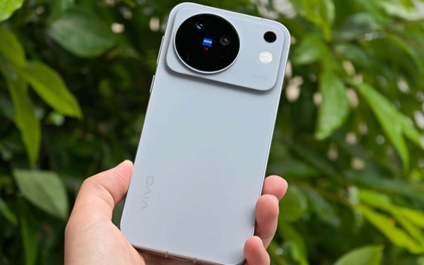 Vivo X500 có tính năng gì mới? Có nên sở hữu ngay lúc này?