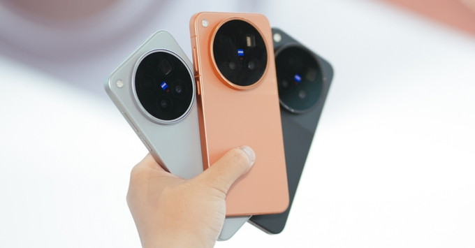 Vivo X500 Pro Max: Sự kết hợp hoàn hảo giữa camera 200MP và pin 8000mAh.
