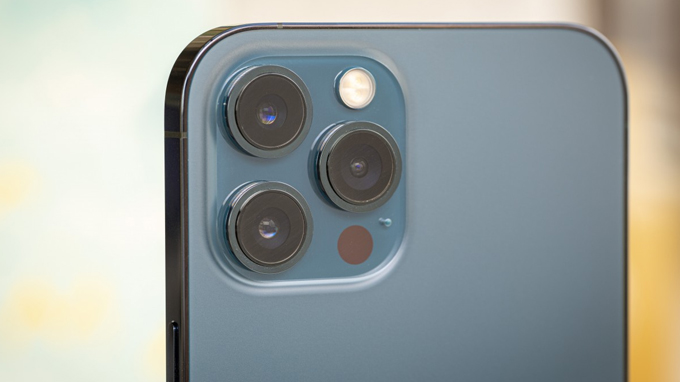 camera iPhone 12 và iPhone 12 Pro Max đã có sự khác biệt.