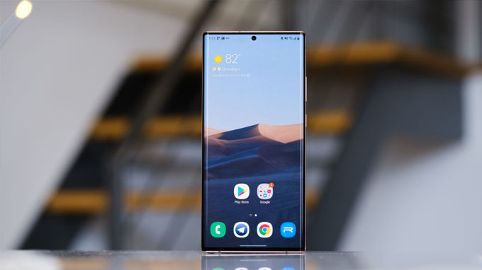 So sánh kính Ceramic Shield và Gorilla Glass Victus