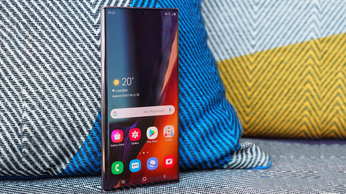 Màn hình có tốc độ làm mới 120Hz hoặc 144Hz