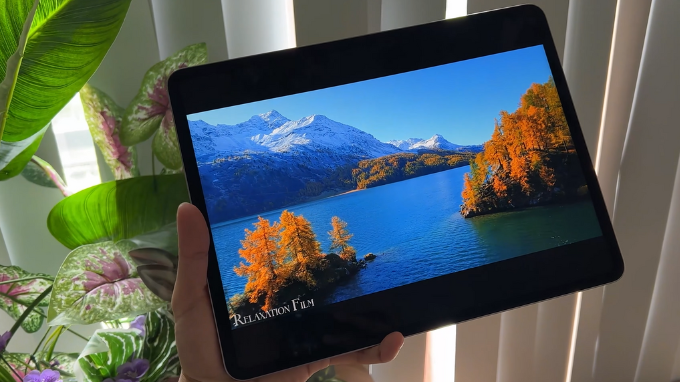 iPad Pro 2022 M2 12.9 inch 128GB (Wifi) hiển thị sống động