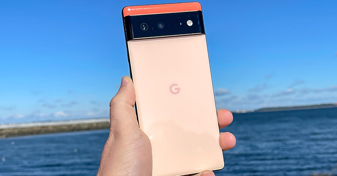 Thiết kế vẫn sang trọng trên Pixel 6 cũ