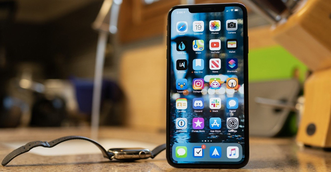 Có nên mua iPhone 11 Pro Max cũ trong năm 2023, những lý do nên và không nên