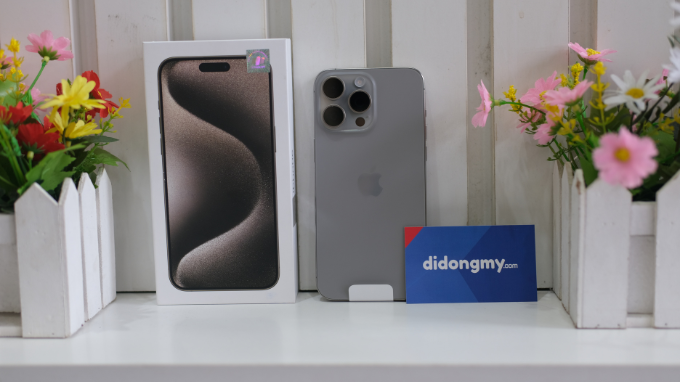 Giá iPhone 15 Pro Max 256GB LL/A giảm sốc