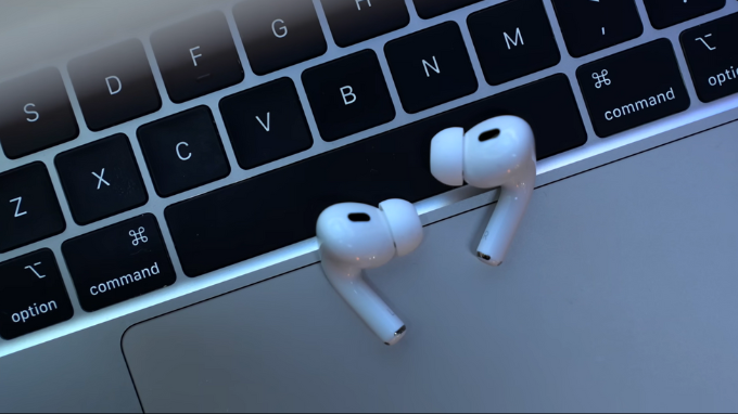 Nên mua Airpods Pro 2 (2023) USB-C hay Airpods Pro 2 (2022)?