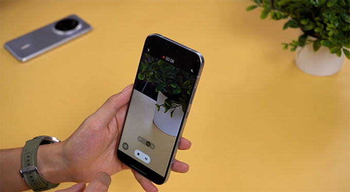 Camera: Nâng cấp từ ống kính tiềm vọng và quay video