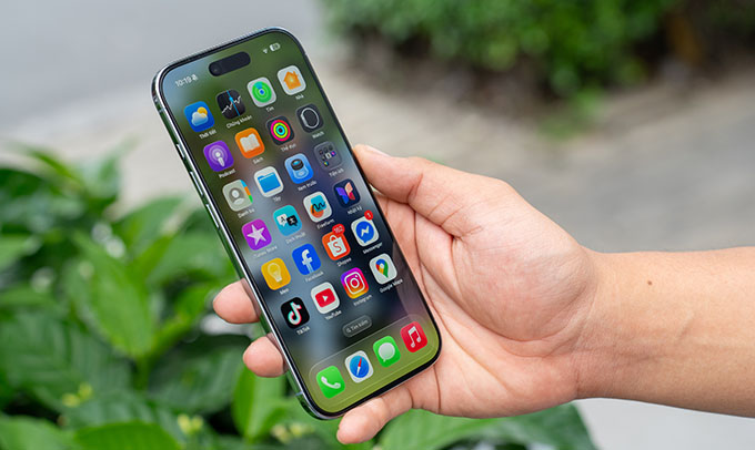 Màn hình của iPhone Air có kích thước 6,5 inch