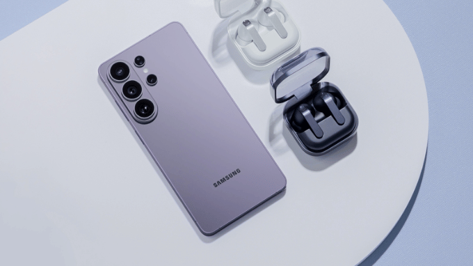 1. Galaxy S26 Ultra màu tím cobalt