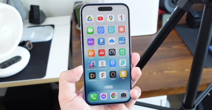 Trải nghiệm giải trí trên màn hình OPPO Find X9 vs iPhone 16 khác biệt ra sao?