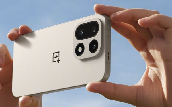 OnePlus 15 và Pixel 10 Pro: Chọn quay chụp ấn tượng hay hiệu năng mạnh mẽ?