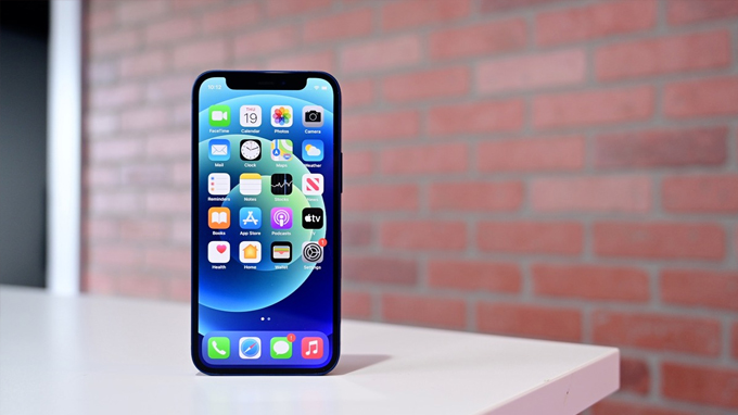 iPhone 12 mini 128GB cũ sở hữu màn hình OLED chất lượng