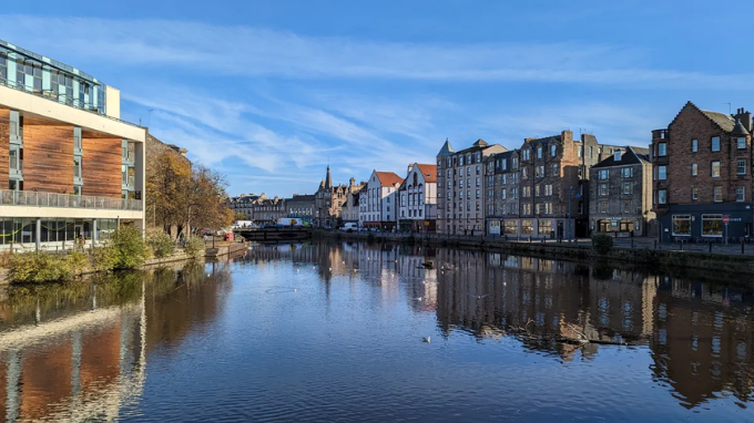 Ảnh camera chính khá lạnh, trầm trên Pixel 7 Pro