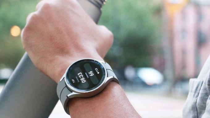 Galaxy Watch 5 tiếp tục chung thuỷ với thiết kế hình tròn cổ điển