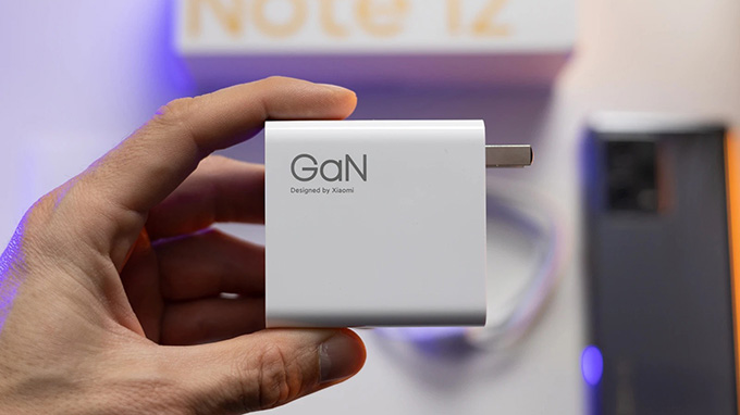 Xiaomi Redmi Note 12 Explorer Edition với sạc nhanh 210W, Samsung và Apple chỉ biết “hít khói”