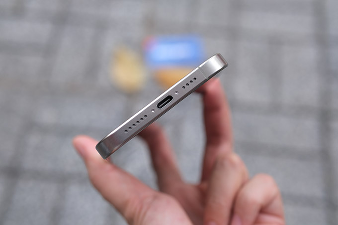 iPhone 15 Pro Max 256GB Like New bổ sung cổng sạc USB-C