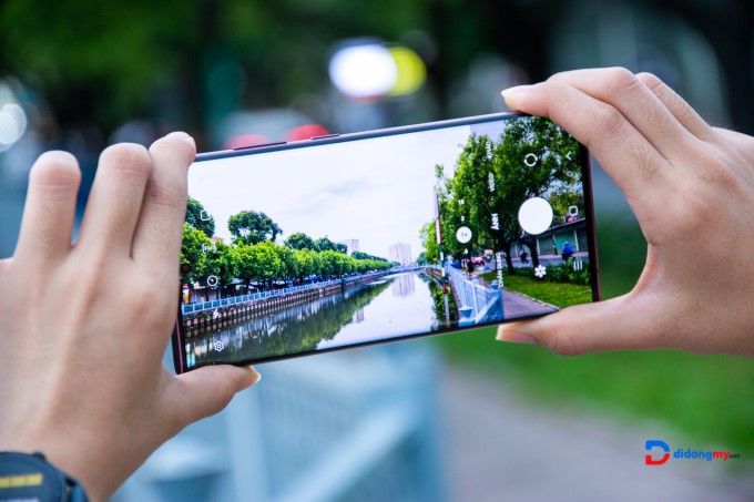 Camera đủ dùng, độ phân giải 108MP đạt đỉnh