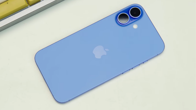 Có nên mua iPhone 16 Plus thay vì các sản phẩm đồng giá khác?