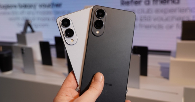 Samsung Galaxy S25 Edge thuộc Top 5 Smartphone có thiết kế ấn tượng nhất hiện nay (Review chi tiết)