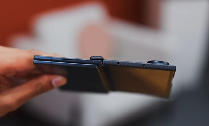 Thiết kế đột phá: Điện thoại gập ba siêu mỏng 3,9mm