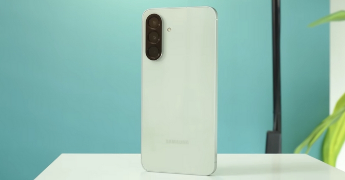 Samsung Galaxy A56 5G đã nâng cấp tốc độ sạc lên 45W