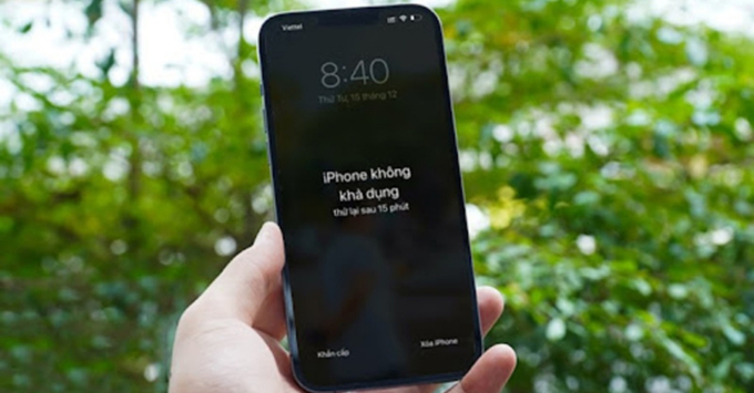 Tại sao iPhone báo 