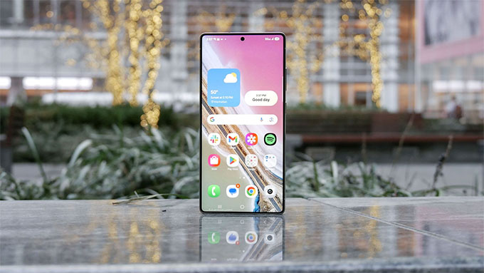 Màn hình thông minh với công nghệ AI tích hợp