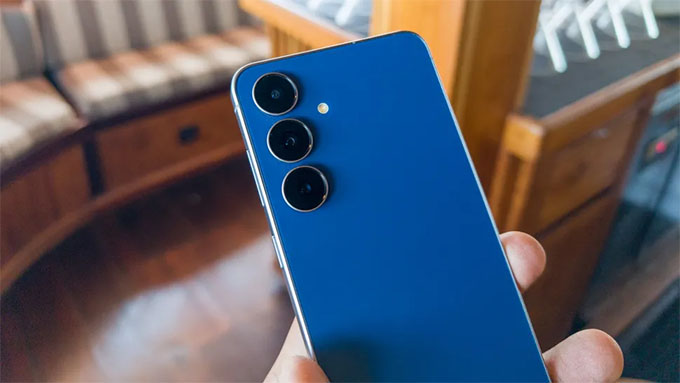 Khả năng nhiếp ảnh: Samsung thắng thế nhờ ống kính Tele