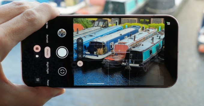 Đánh giá Camera OnePlus 15R vs Pixel 9 chụp ảnh và quay video có sắc nét?