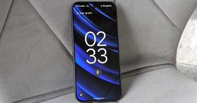 Màn hình Super Actua 120Hz và độ sáng 3000 nits