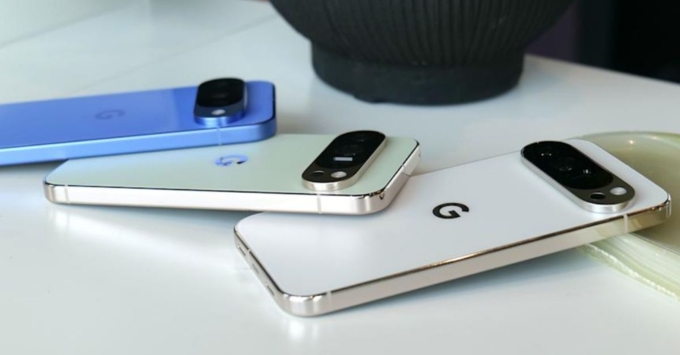 Thiết kế và nhiệt độ cầm nắm trên google pixel 10 cũ