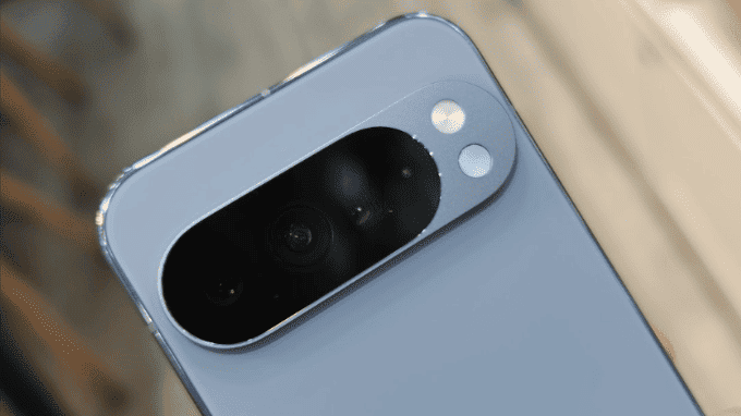 Pixel 10 Pro với Magic Editor AI và Night Sight đỉnh cao