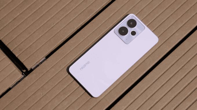 Realme 14T - Hiệu năng cân bằng với 5G