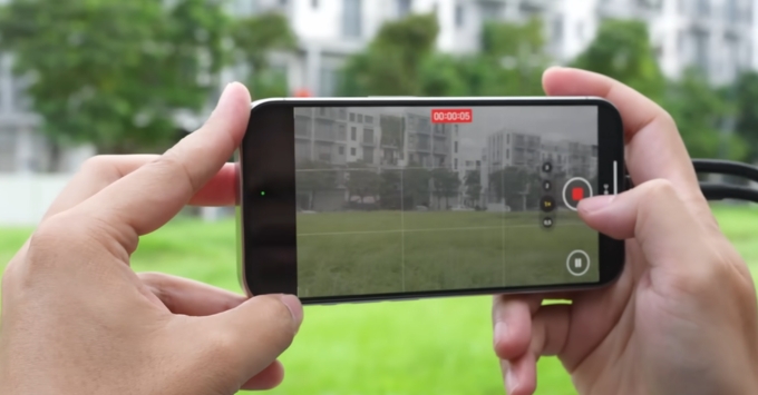 Đánh giá camera Google Pixel 10 Pro cũ vs iPhone 15 Pro cũ chụp ảnh và quay video có sắc nét?