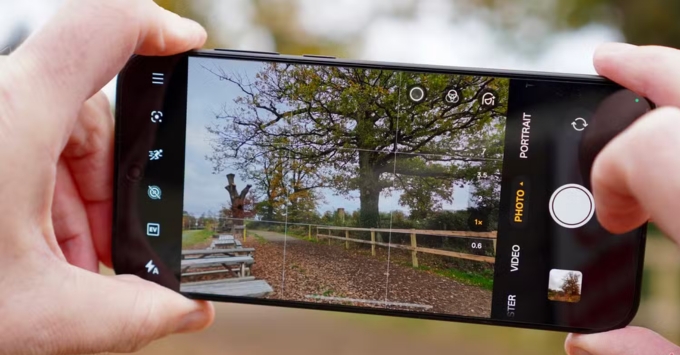 Đánh giá camera Xiaomi 17 Ultra và OnePlus 15 chụp ảnh và quay video có sắc nét?