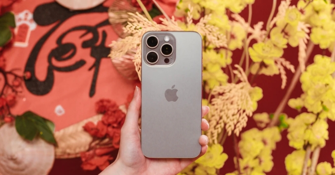 Những lưu ý quan trọng khi chọn màu điện thoại dịp Tết