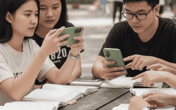 Vì sao iPhone 17 phù hợp cho học sinh, sinh viên? Lưu ý trước khi mua