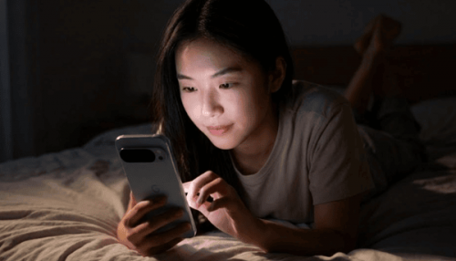 Chế độ ban đêm trên điện thoại là gì, hoạt động ra sao?