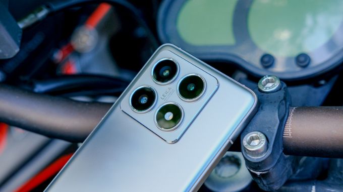 camera Xiaomi POCO F8 Pro và Xiaomi 14T Pro giúp chụp hình đẹp