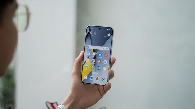 Xiaomi POCO F8 Pro và Xiaomi 14T Pro có chất lượng hiển thị tốt