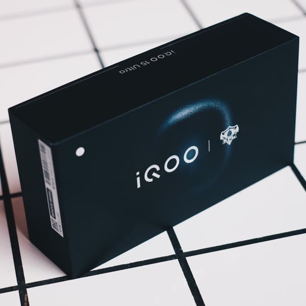 vivo iQOO 15 Ultra 16GB|256GB (Cũ 99%)