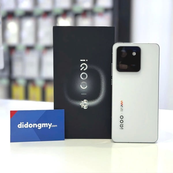 vivo iQOO 15T 12GB|256GB