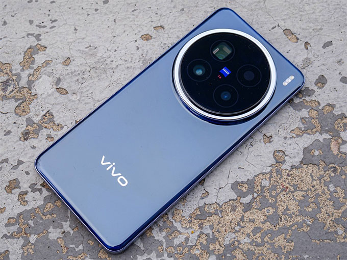 dien-thoai-vivo-x200-pro-didongmy