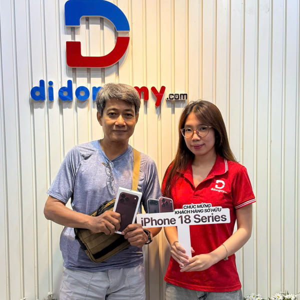 Khách mua iPhone 18 Pro Max tại Di Động Mỹ